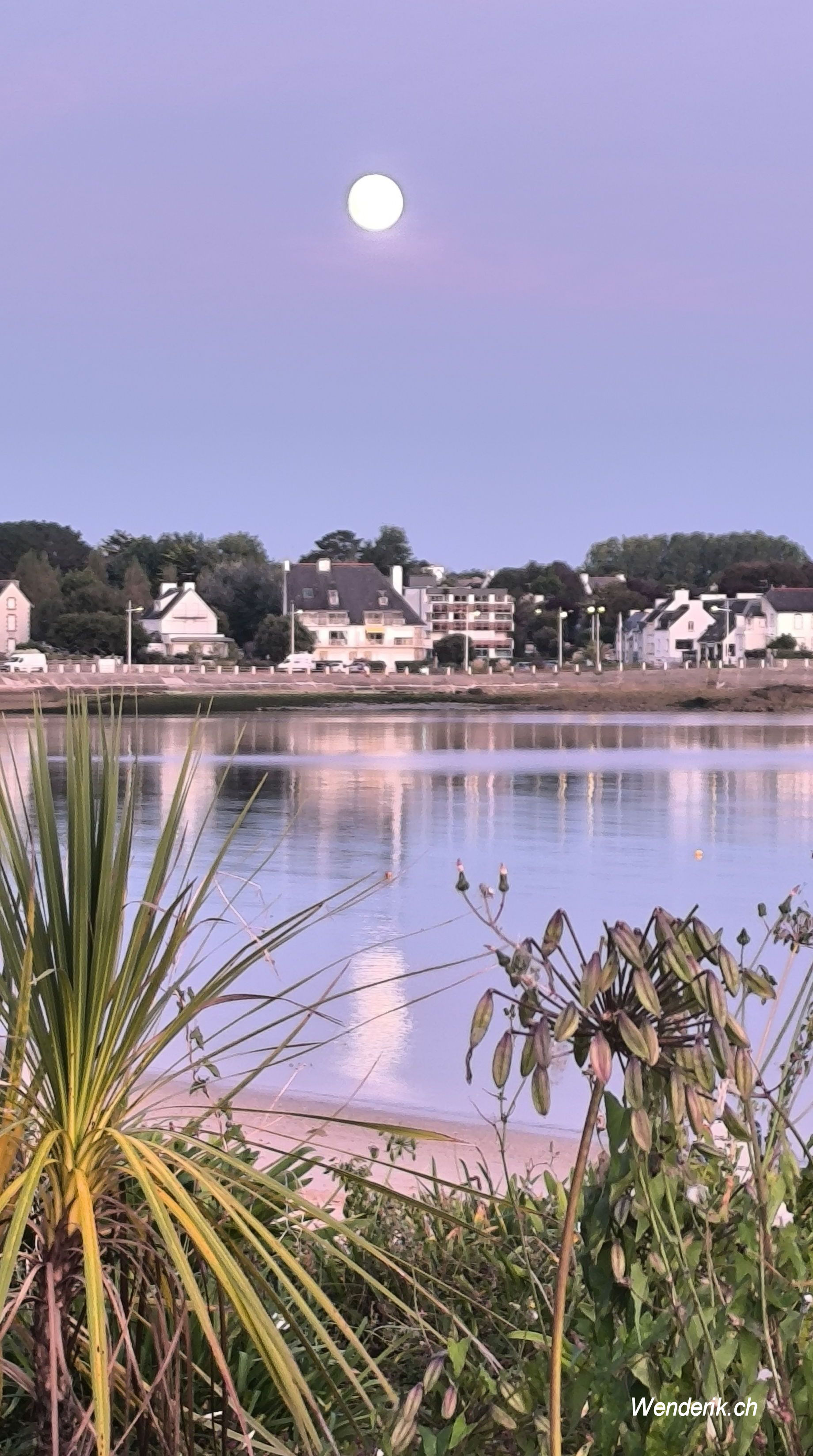 2024_Bretagne_clair_de_lune_finistere_Benodet...