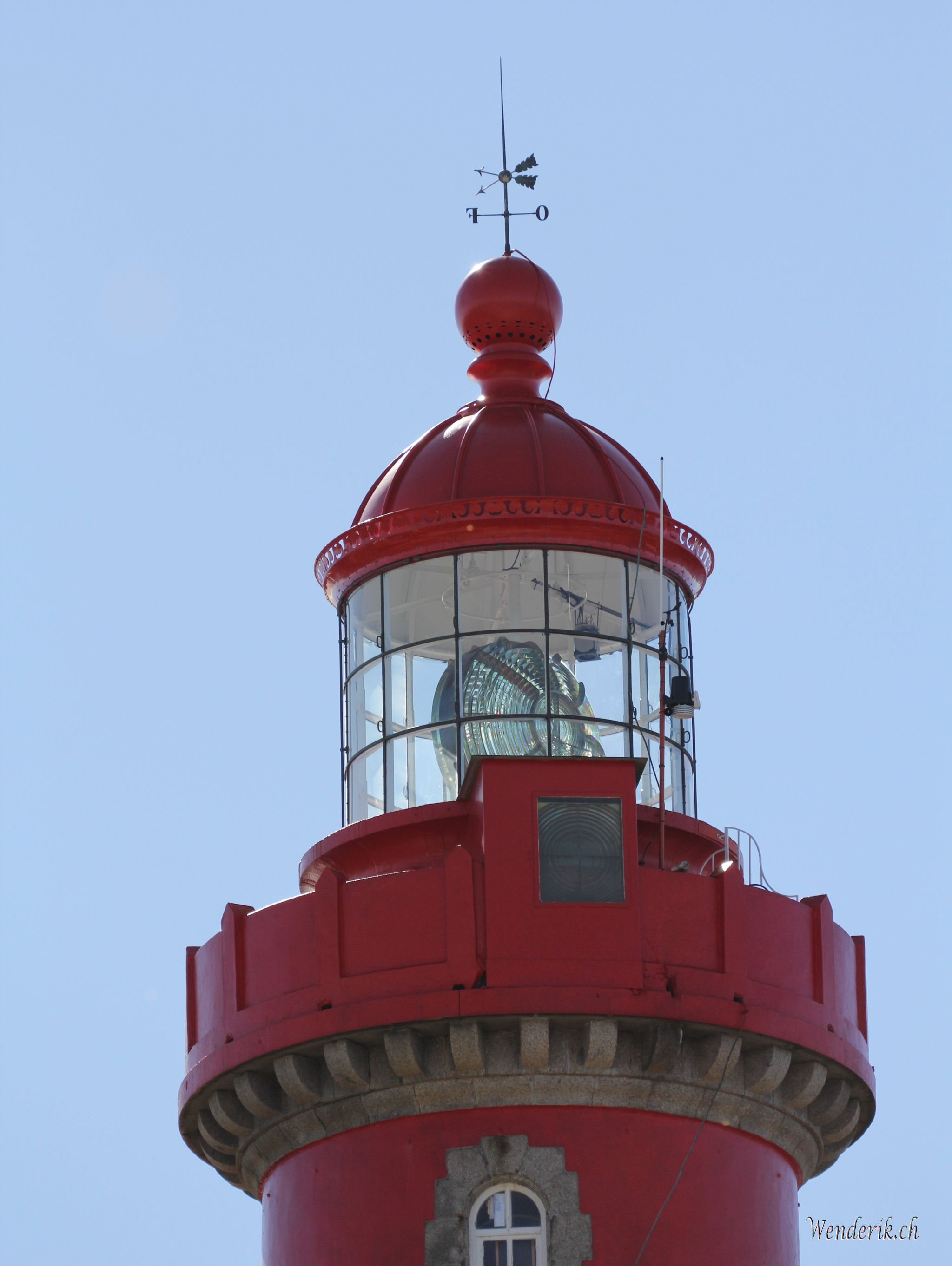 Phare...
