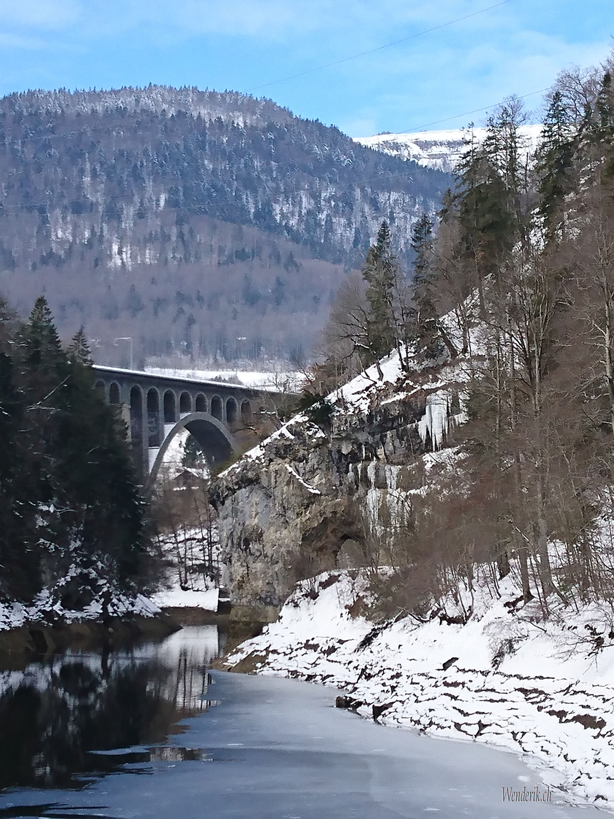 Viaduc et Rivire vers Vallorbe Ballaigues...