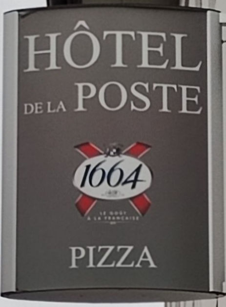 H�tel de la Poste... L'Orient...