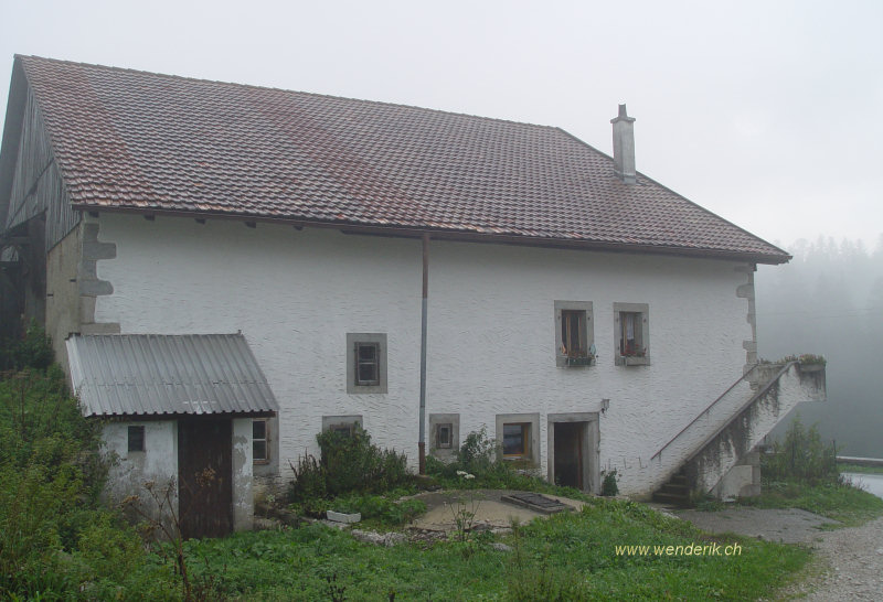 Ferme  vendre au Val de Travers dans le Jura Neuchtelois - Cette photo peut tre distribue librement - DSC00018_w_l800_c15.jpg